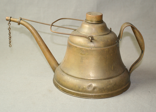 Donated by Oswald Allik, who started working at the lighthouse in the late 1930's and was head keeper when the coastguard closed the lighthouse in 1957.