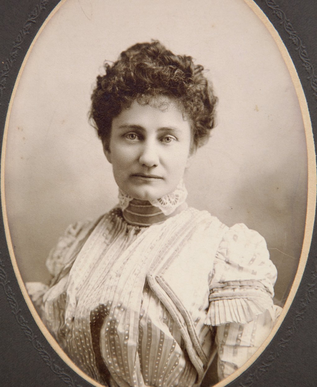 Ella Rhoads Higginson (1862?–1940)