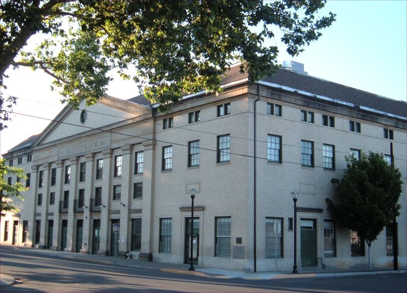 The Dalles Civic Auditorium and Veterans Memorial