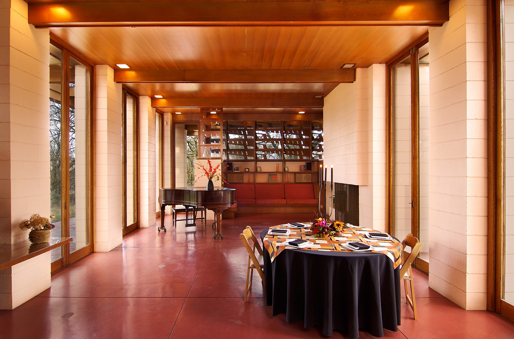 C. E. Gordon House dining room, 2007.