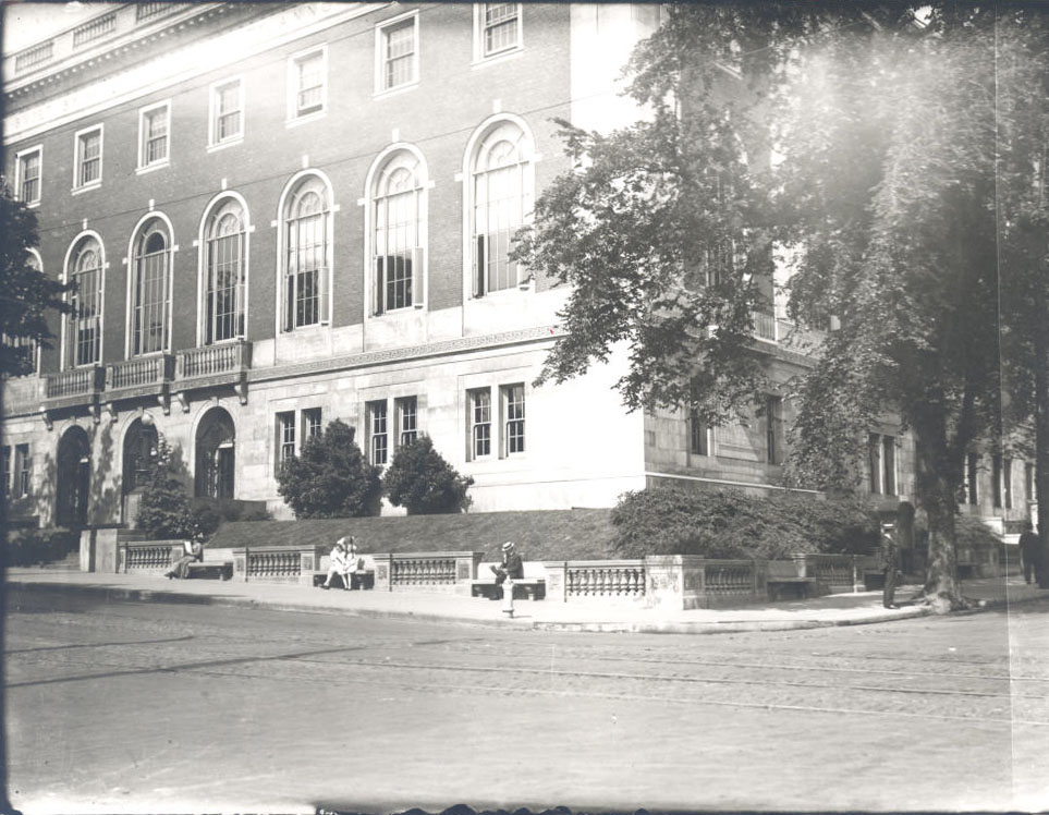 Central Library (Multnomah County Library)