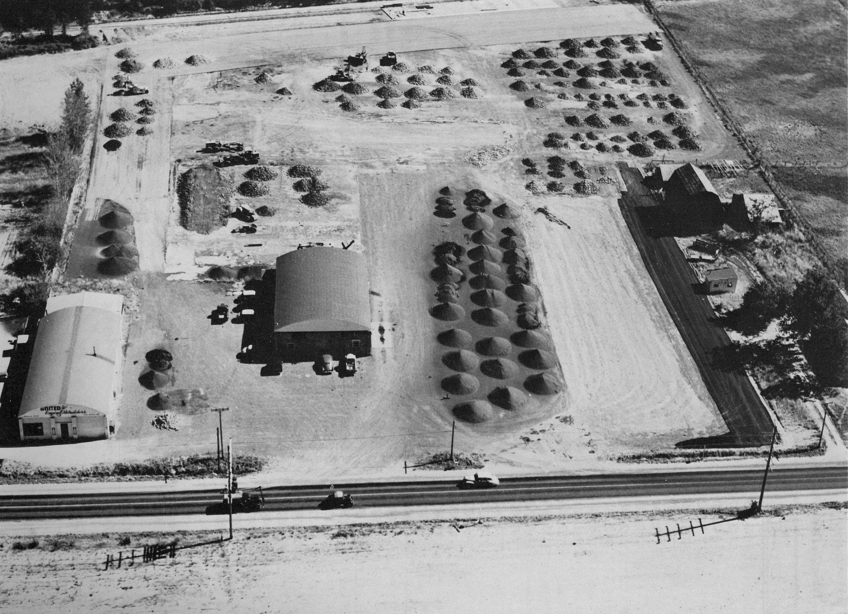 Ore depot at Grants Pass, 1953.
