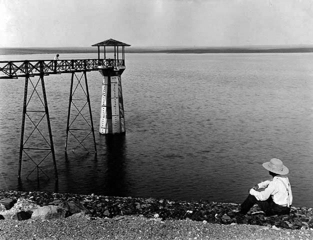 Cold Springs Dam and reservoir, July 1909.