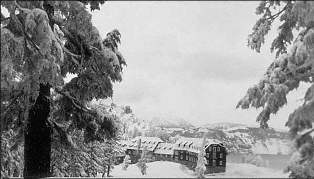 Crater Lake Lodge, winter 1925.