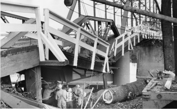 Damage to the Van Buren Street Bridge in Corvallis