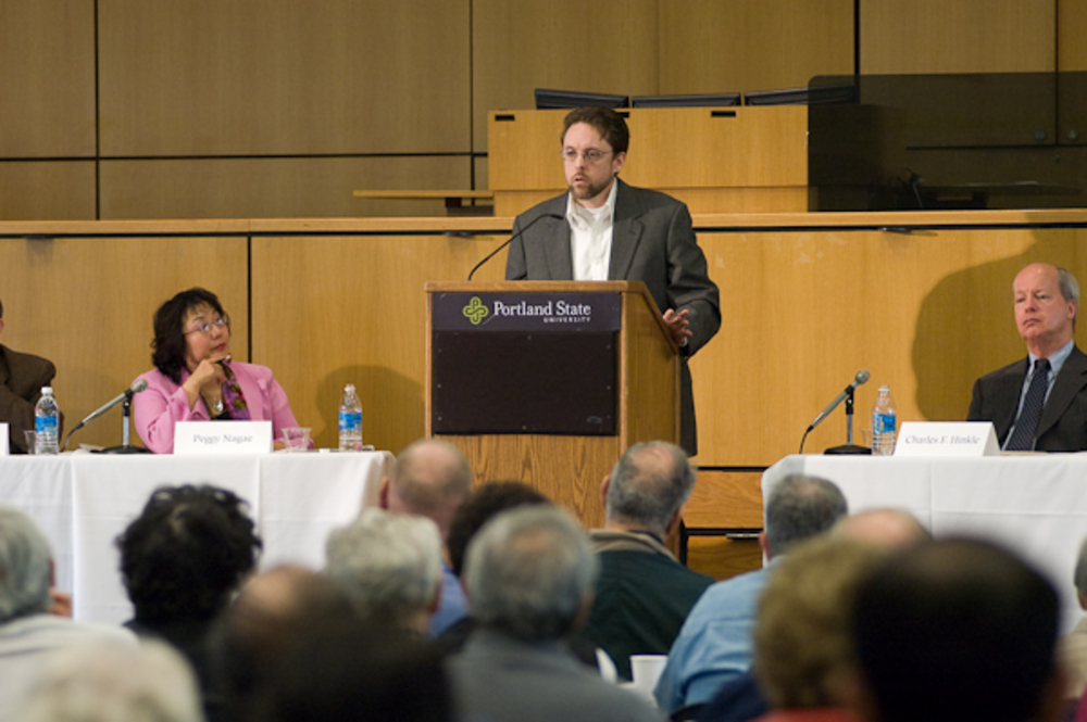 Brandon Mayfield speaks about his experience as a wrongly jailed “material witness” in the Madrid train bombings at the 2007 Day of Remembrance program at Portland State University.