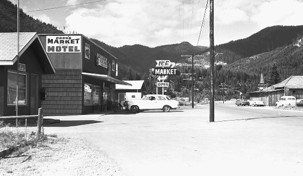 Cook's Market and Detroit Motel, Aug. 1962.