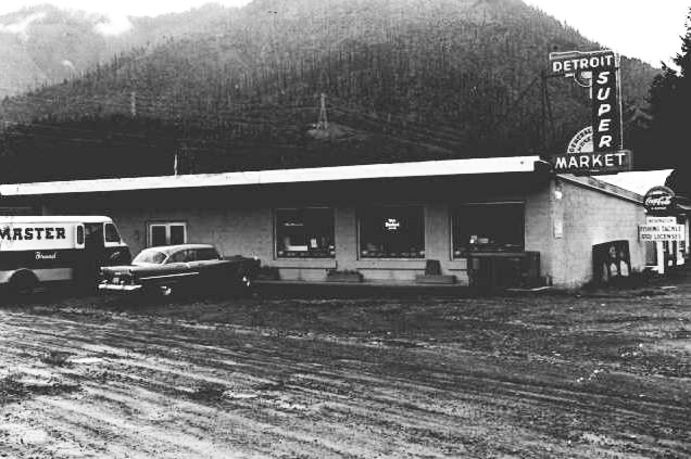 Detroit Supermarket, Dec. 1956.