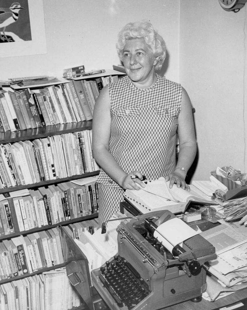 Vi Gale  (1917 -2007)