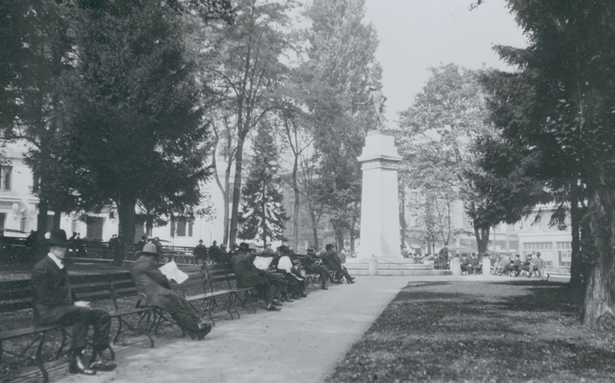 Lownsdale Park, Portland, about 1910.