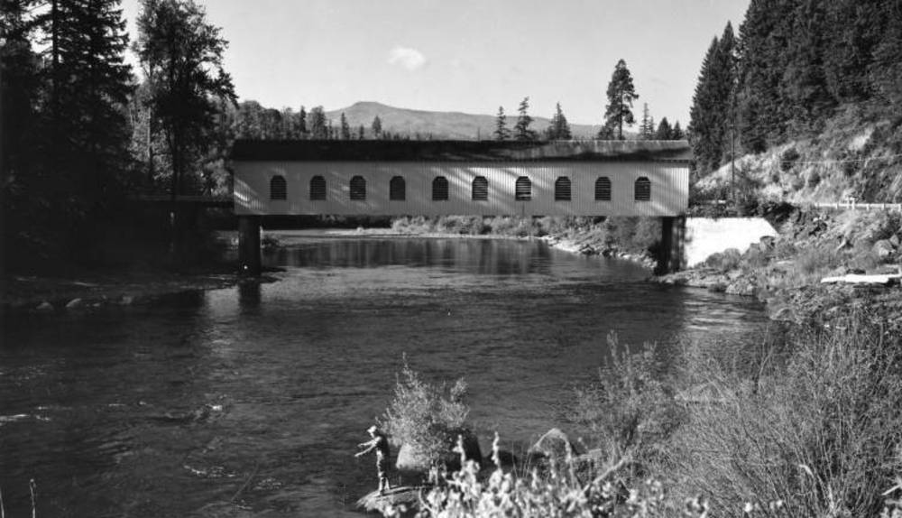 Goodpasture Bridge on the McKenzie River near Leaburg, 1960.