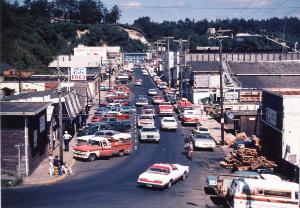 Bay Blvd. (Front St.) Newport, Aug. 1977.