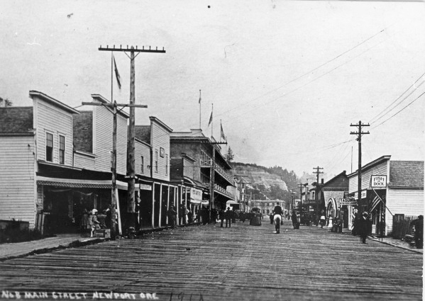 Bay Blvd., Newport, 1912.