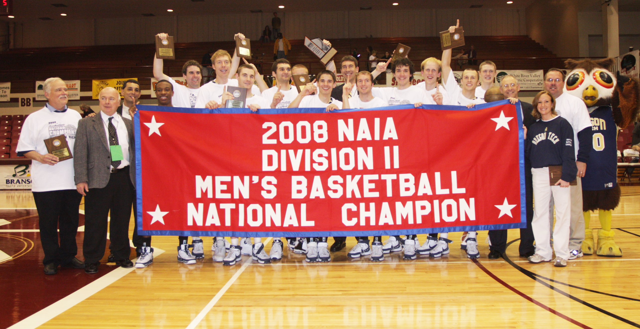 Oregon Tech Hustlin’ Owls win their second NAIA national championship, March 2008.