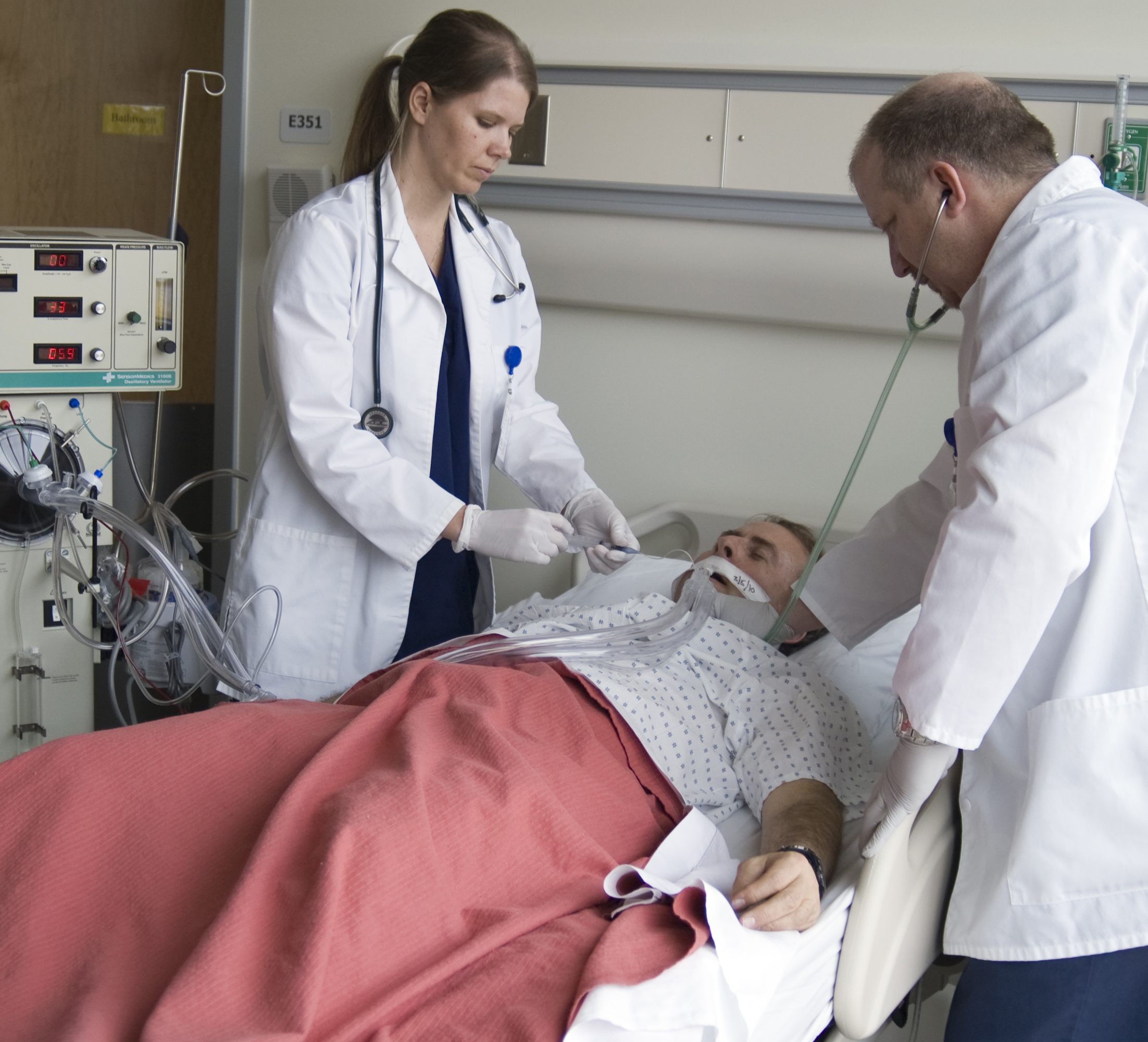 Respiratory Therapy laboratory in Martha Anne Dow Center for Health Professions, March 2010.