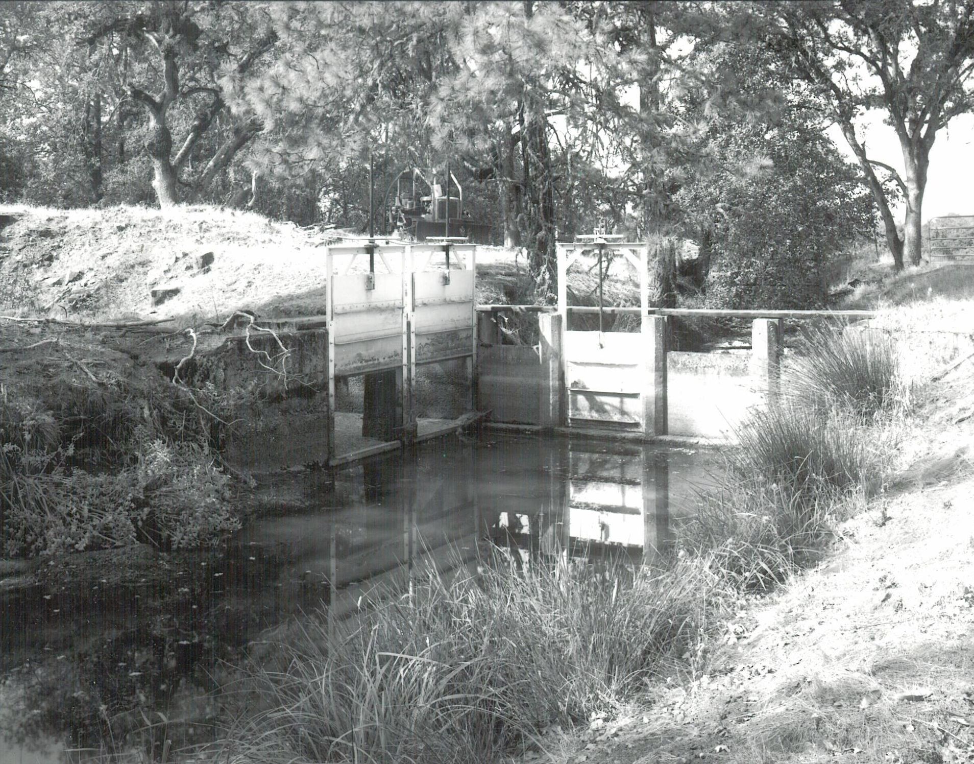 Photo was taken as a part of the Historic American Engineering Record.