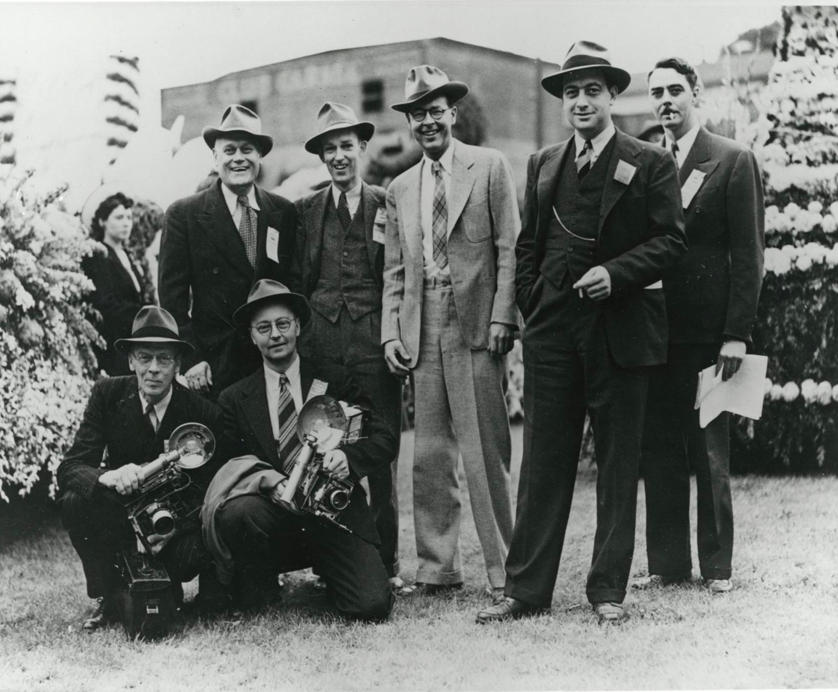 Del Burkhart and Frank Sterret (kneeling), Harry Hale, Art Bimrose, Ed Miller, Hollis Goodrich, Herb Lundy
