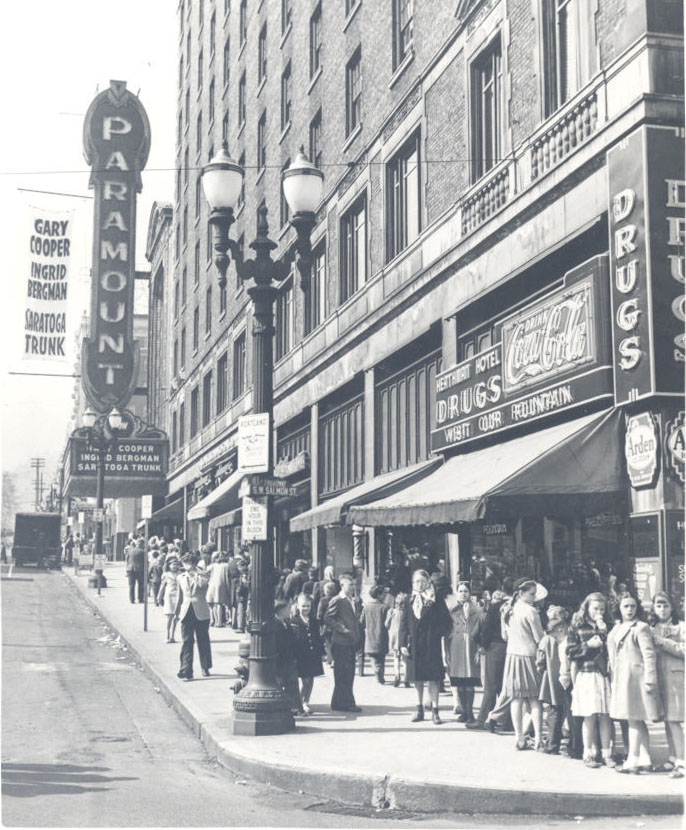 Portland Paramount, 1946