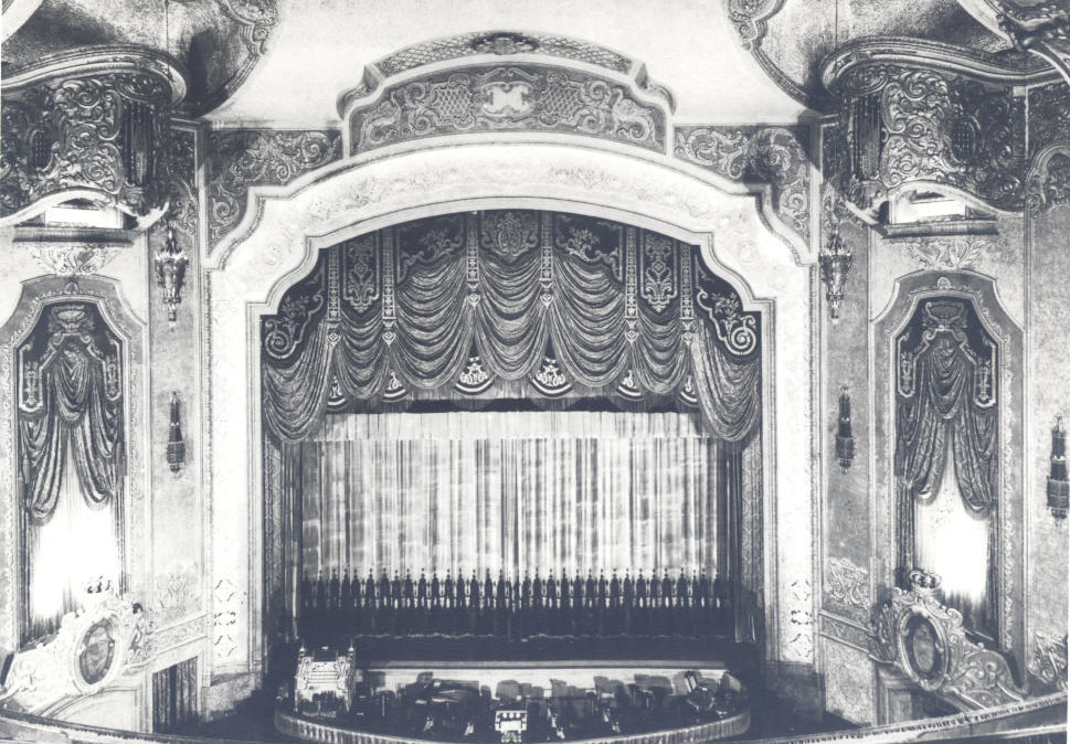 Portland Paramount, interior