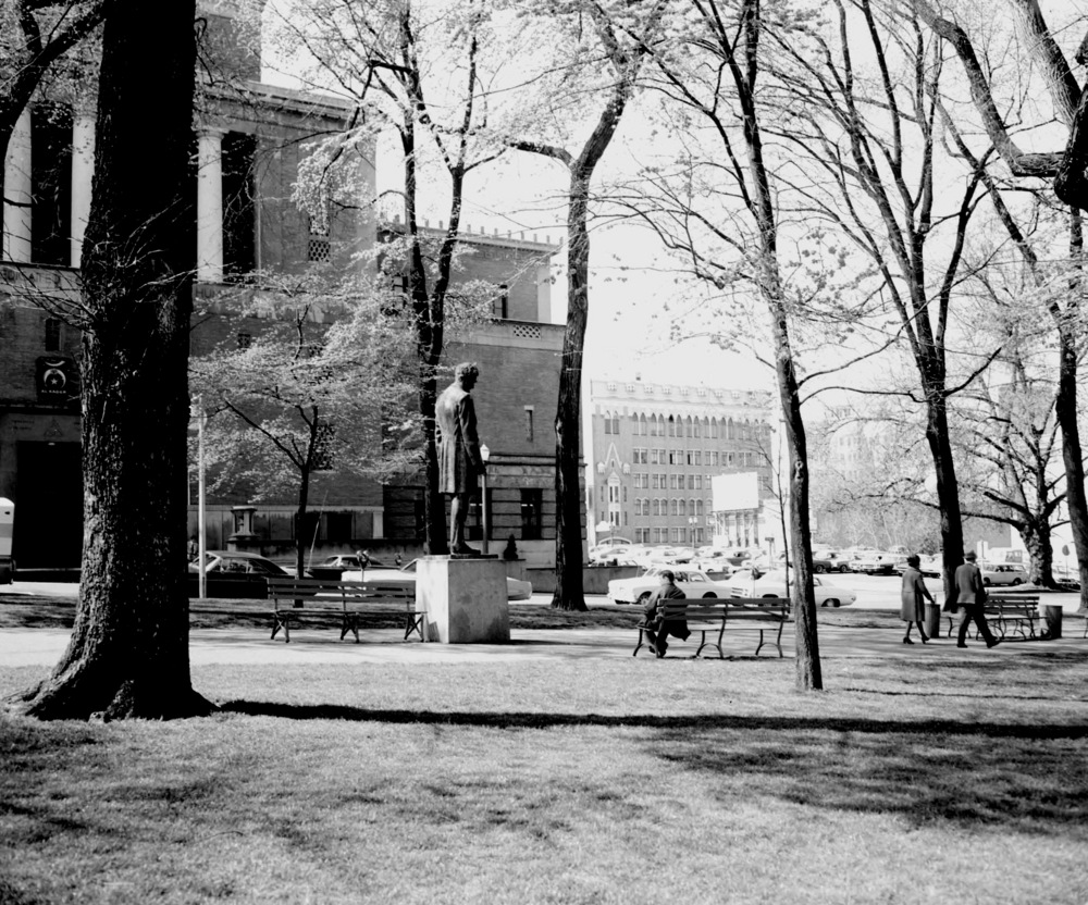 Last Chance to Explore: Portland's Park Blocks Before the Crowds Arrive!