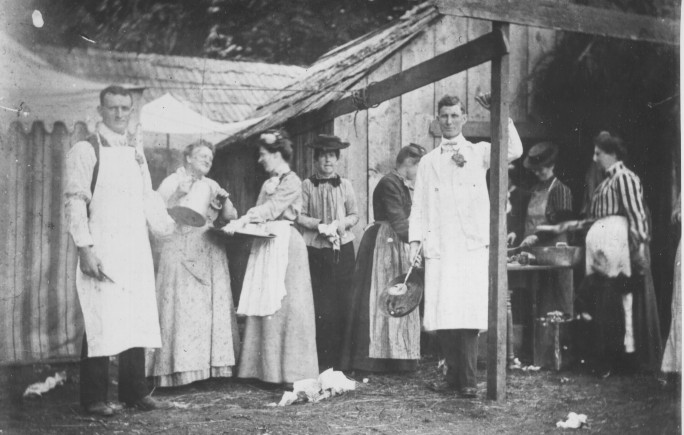 Food vendors at early Pioneer Picnic