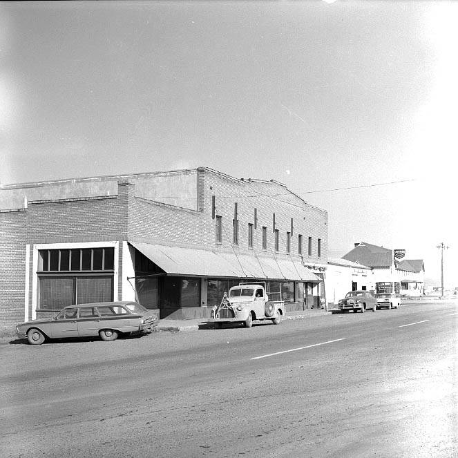 Ben Maxwell, photographer.