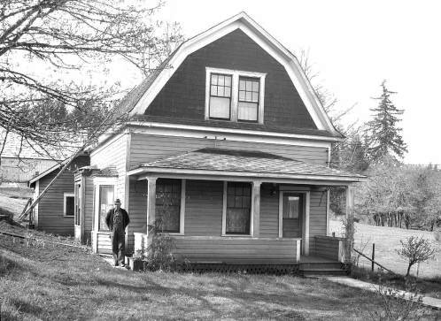 Gen. Philip Sheridan's home near Fort Hill, 1946.