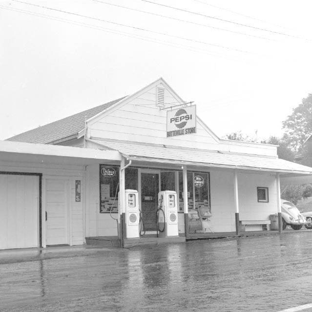 Butteville Store