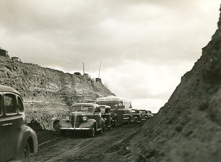 Number 37 from Series 1938, from “Wilson River and Wolf Creek” album, WPA Writers Project Series 4.