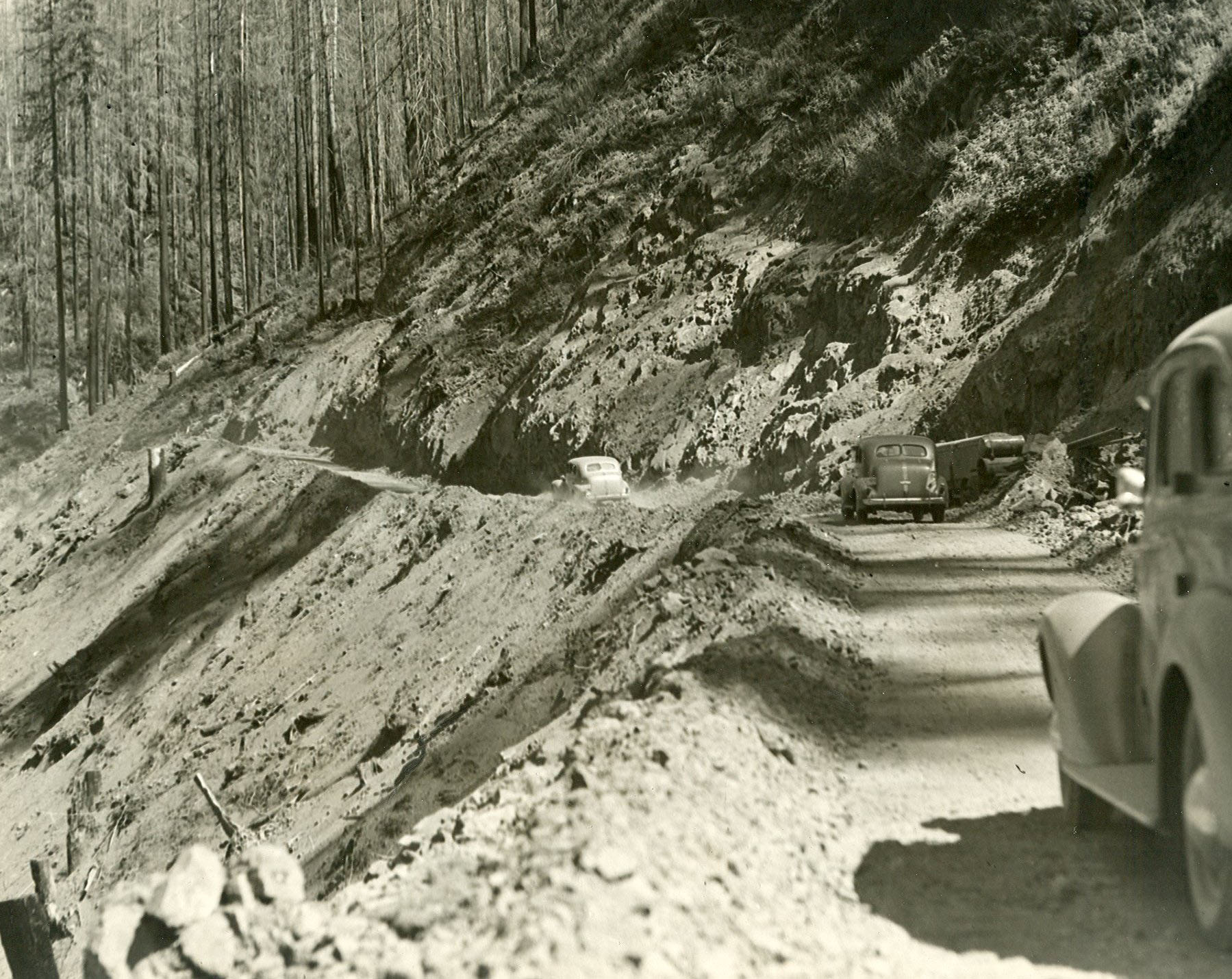 Number 17 from Series 1939, from “Wilson River and Wolf Creek” album, WPA Writers Project Series 4.