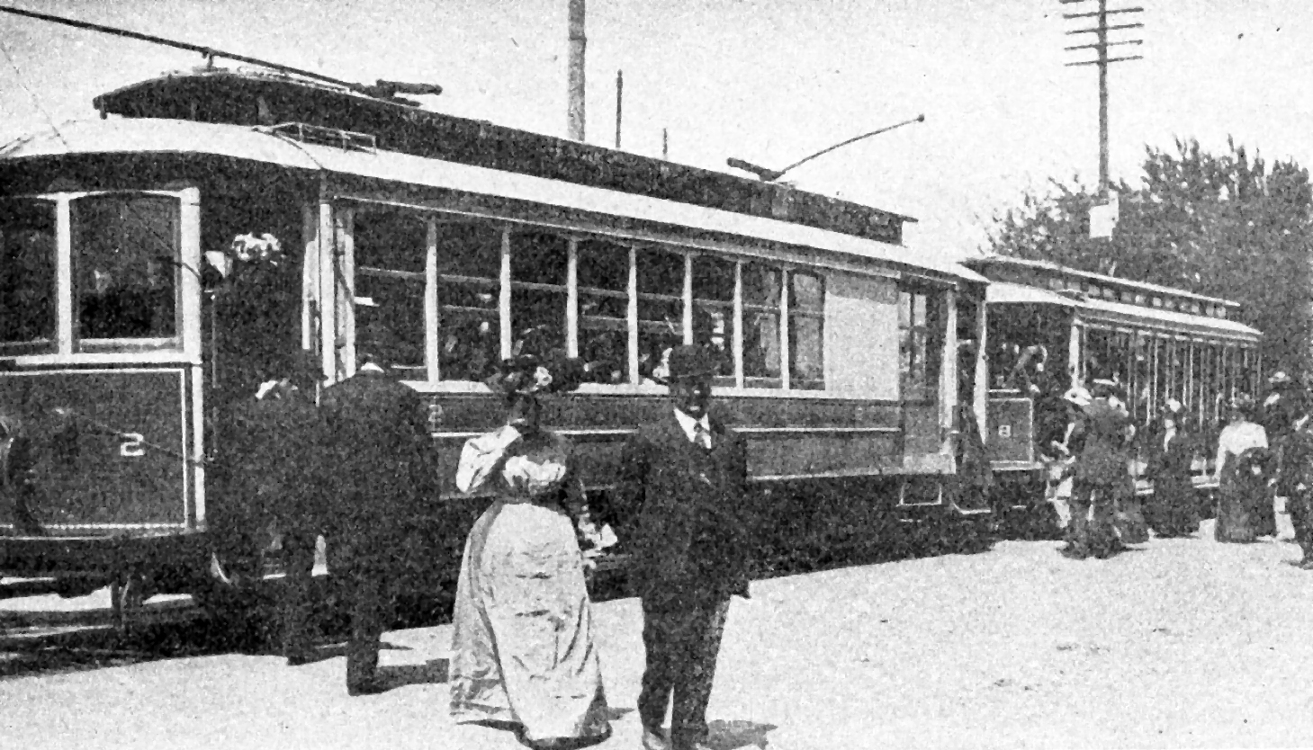 Passengers board  No. 2 and 8, 1909 Sunday school teachers' convention