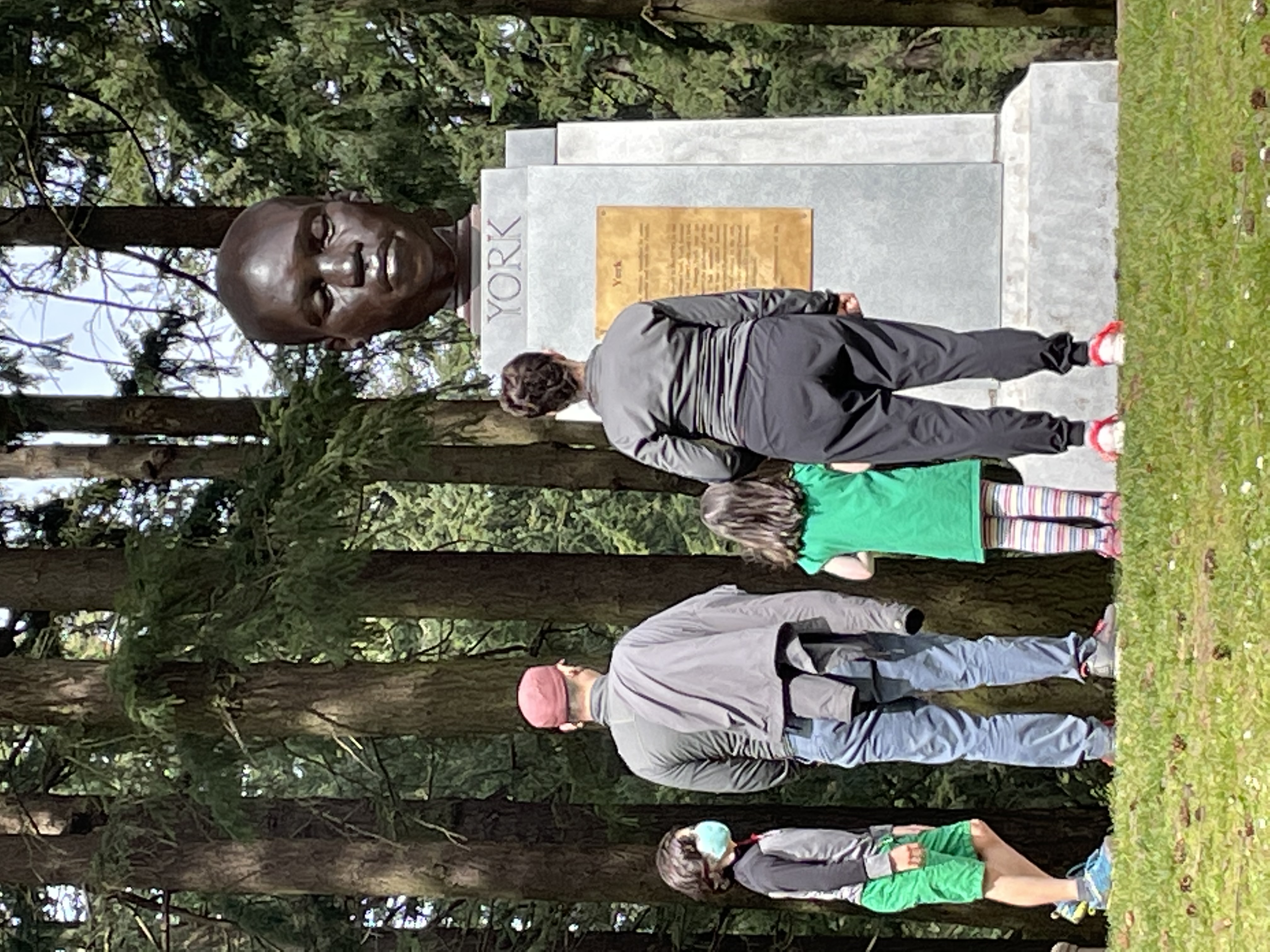 The sculpture was installed by unknown persons in February 2021, on the pedestal which previously supported a statue of Harvey W. Scott.