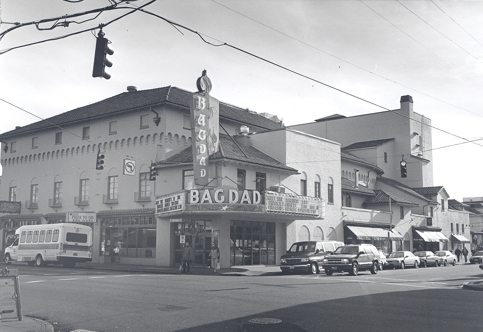Bagdad Theater, 2001