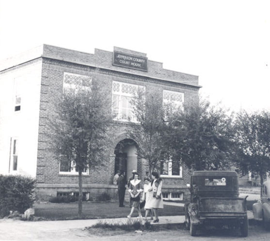 County courthouse, 1943