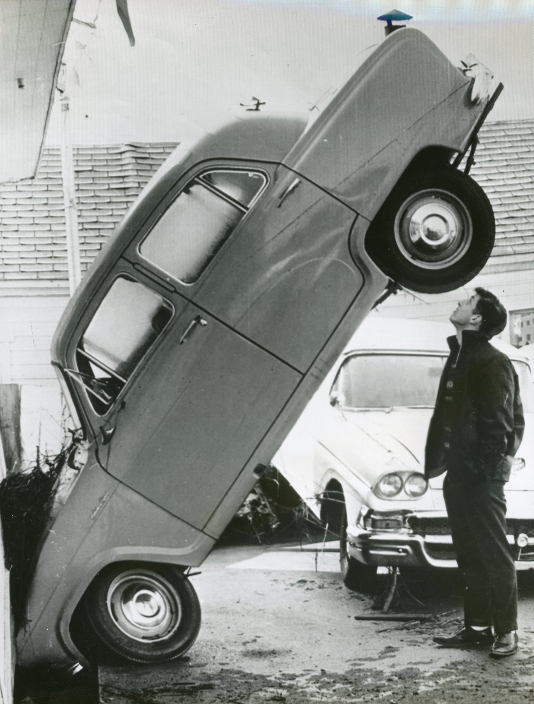 Tsunami in crescent city 1964