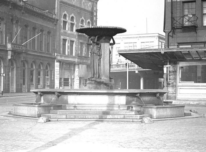 Ben Maxwell, photographer.