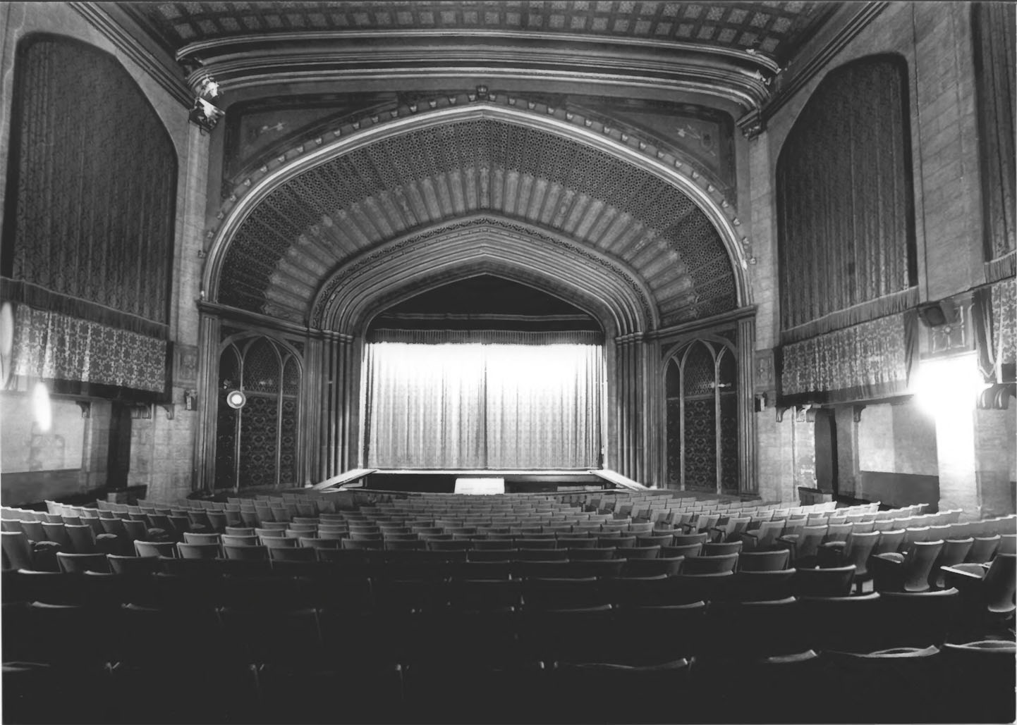 Elsinore Theater, interior