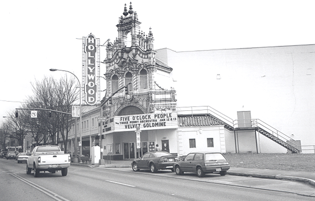 Hollywood Theatre, 2001