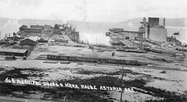 Astoria municipal docks, 1918
