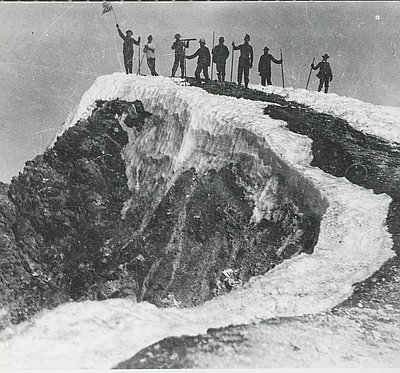 Cascade Mountain Range in Oregon