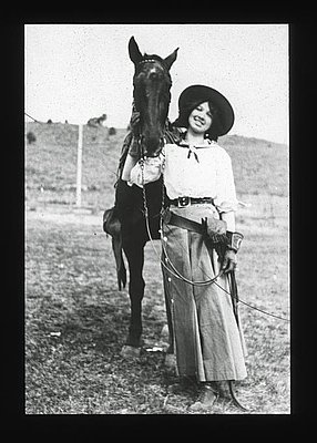 Mary Carolyn Davies (1888-1974)