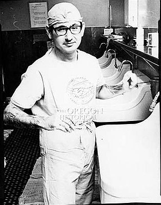 Albert Starr (1926-2024)