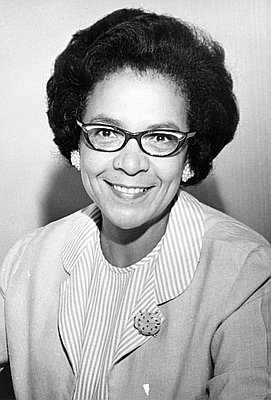 Mercedes Deiz (1917–2005)