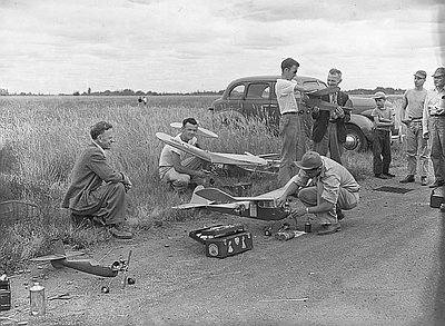 AJ Model Airplanes  & Jim Walker