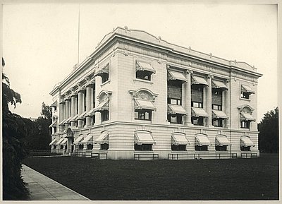 Edwin J. Peterson (1930–2023)